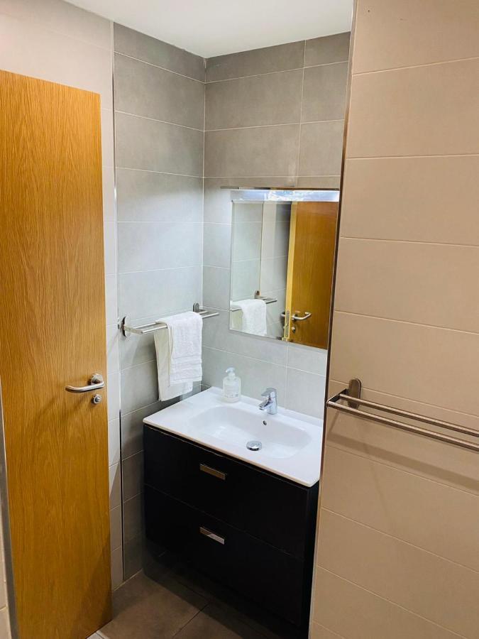 Apartamentos Urgel Madrid Exterior foto